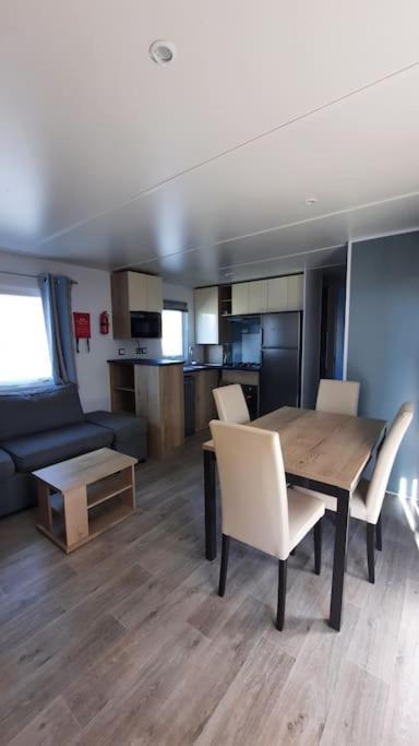 סן-ז'וליין-אן-בורן Mobil-Home Loic Camping Les Dunes De Contis מראה חיצוני תמונה